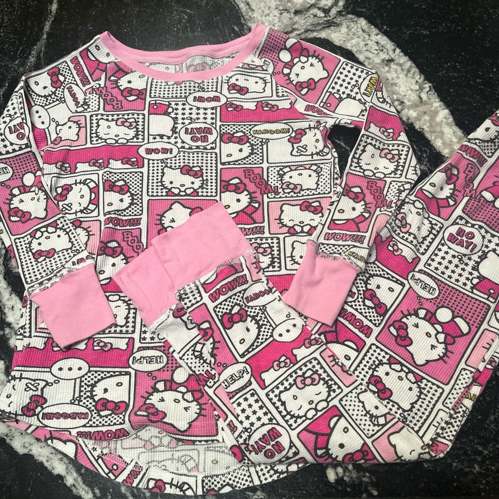 Hello kitty pajama set